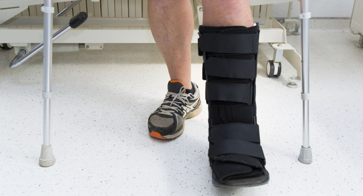 Orthopedic Rehabilitation in Recovery after Achilles Heel Surgery